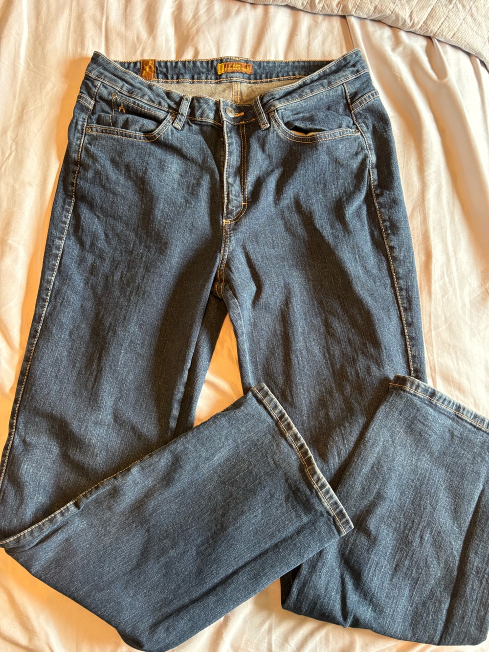 Aura Women's Dark Blue Straight-Leg Jeans